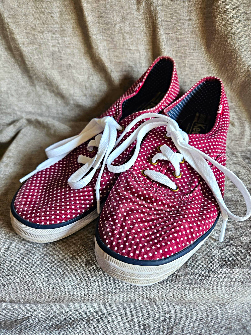 Keds Women's Red White Polka Dot Canvas Lace-Up Flats Round Toe US 8.5